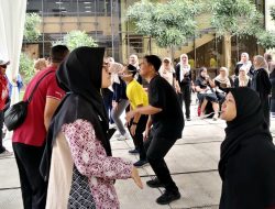 RSUD KiSA Tutup Rangkaian HUT RI dengan Jalan Sehat dan Operasi Katarak