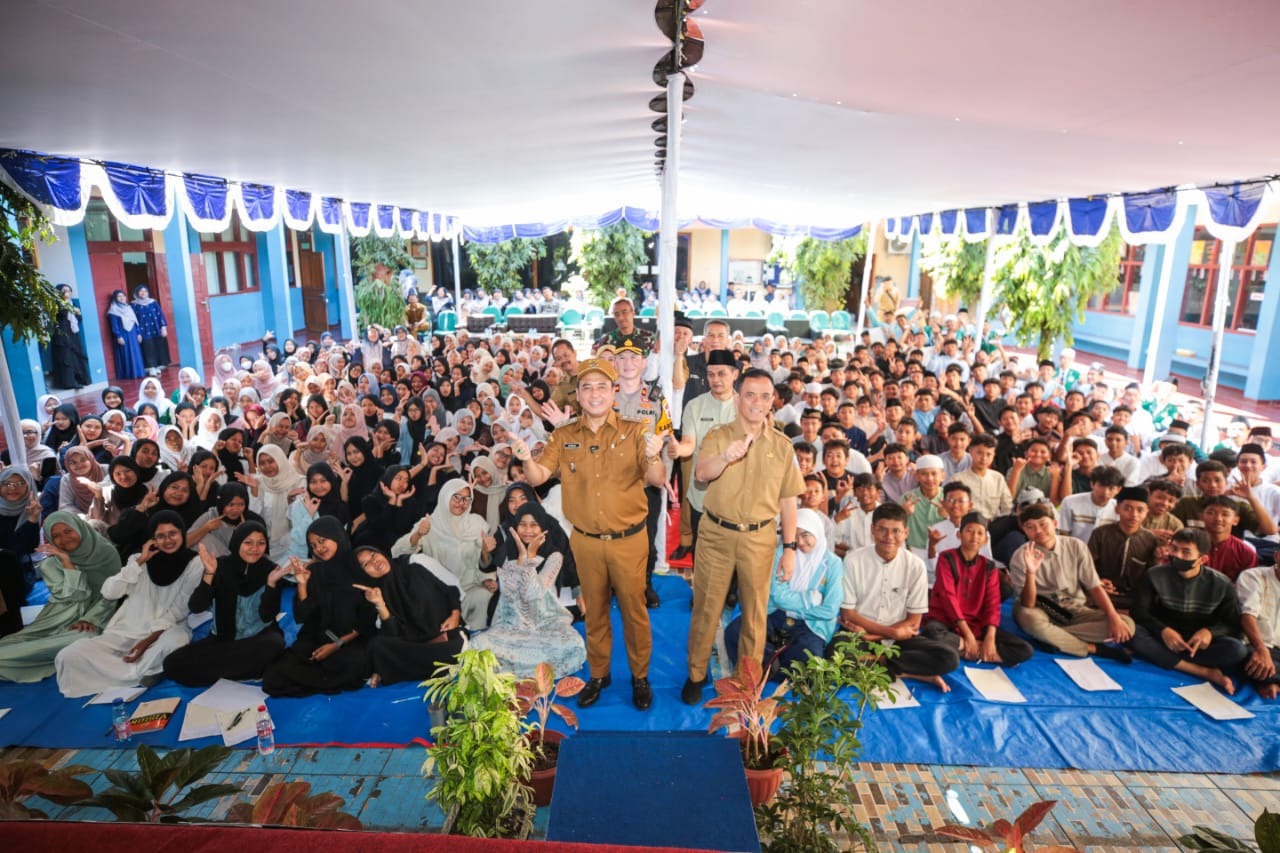 Literasi Digital, Bekal Generasi Muda Bandung Hadapi Arus Informasi