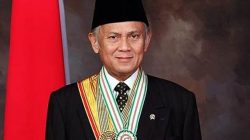 BJ Habibie: Insinyur Visioner, Presiden Reformasi