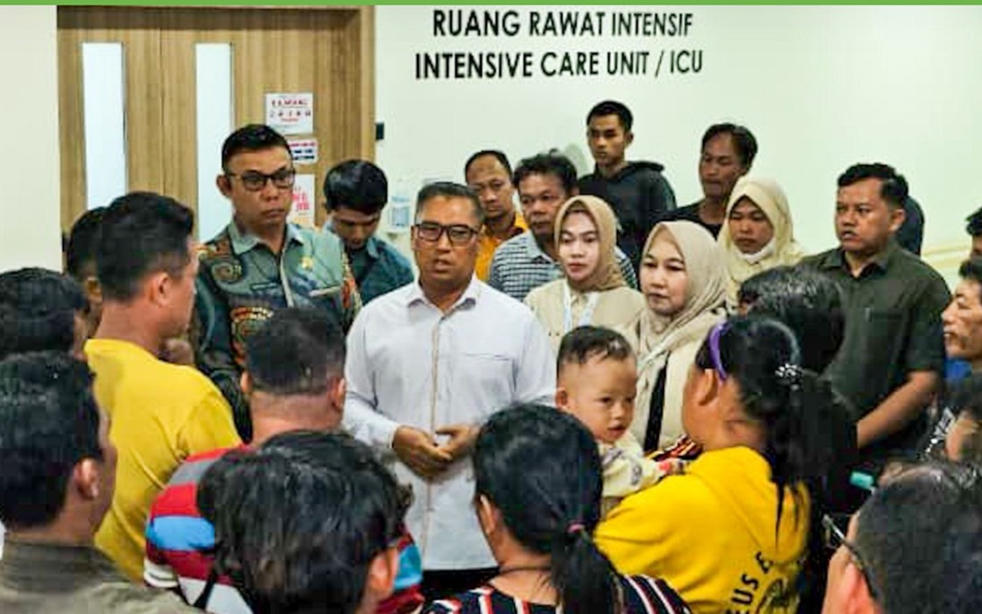 Wagub Kepri Jenguk Korban Kebakaran Kapal Federal II di Batam, Minta BPJS Naker Segera Cairkan Hak Korban