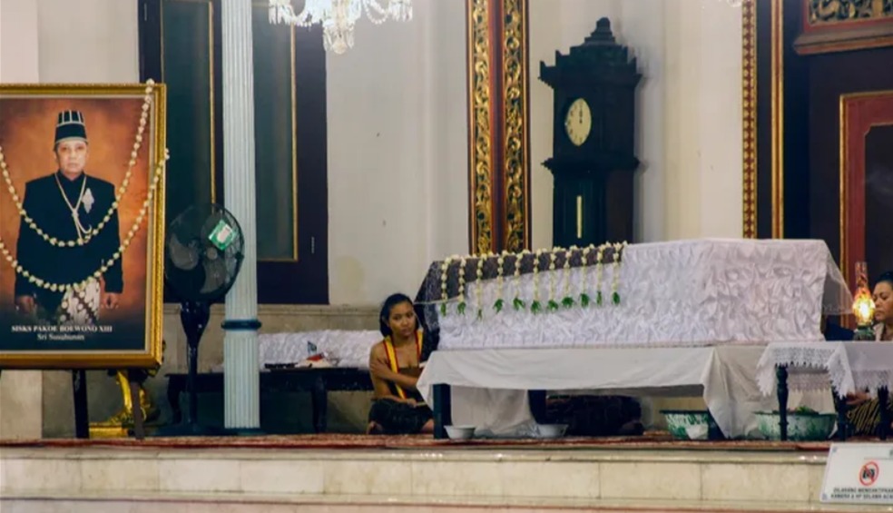 Sri Susuhunan Pakubuwono XIII wafat