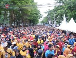 Ribuan Warga Padati Anjungan Losari, Rayakan HUT ke-418 Kota Makassar dengan Semangat Kebersamaan