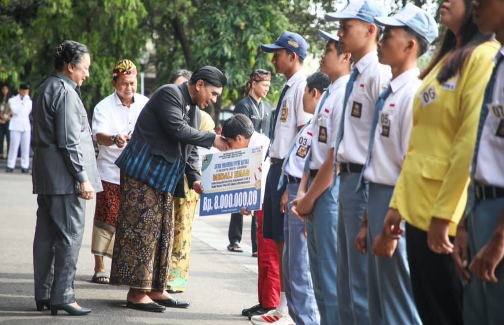 Pemprov Jateng Kucurkan Anggaran Miliaran Rupiah untuk Honor Guru Non-ASN dan Swasta Sepanjang 2025–2026