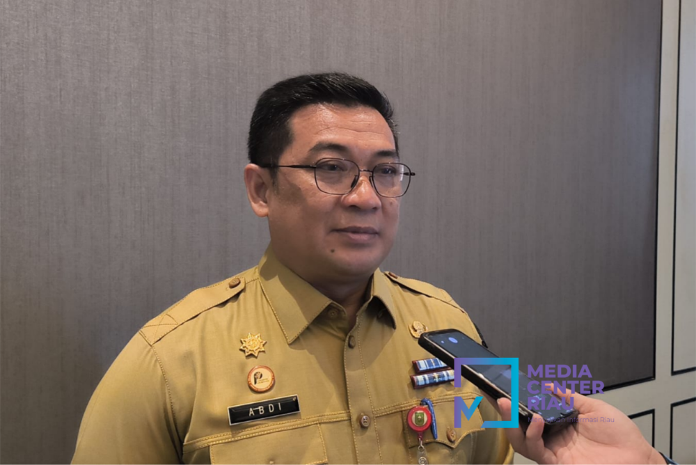 Sekretaris Daerah Provinsi Riau, Syahrial Abdi