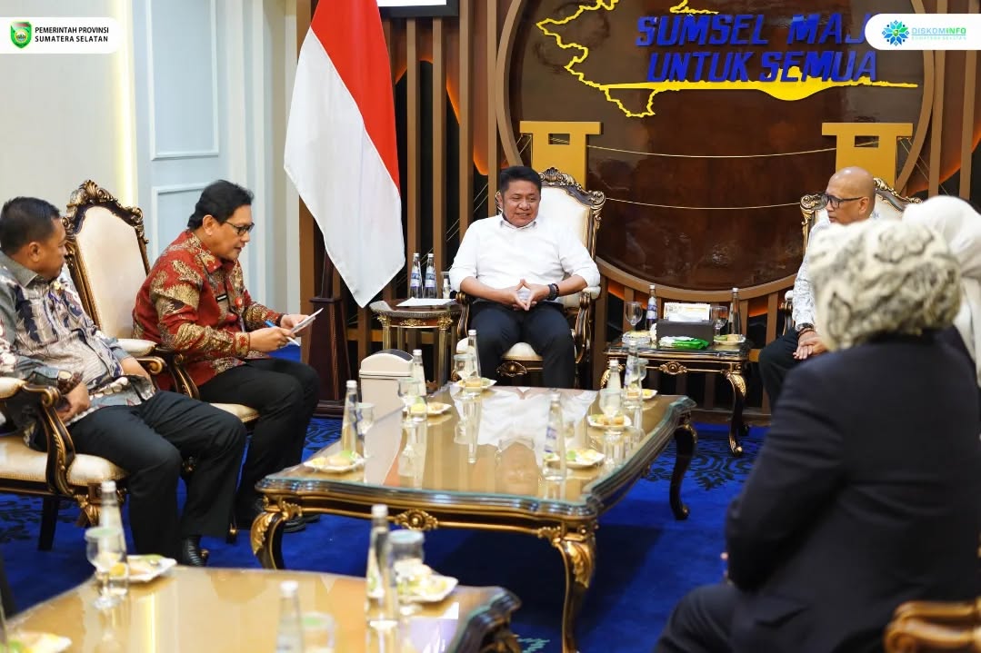 Gubernur Sumatera Selatan H. Herman Deru menerima kunjungan Pengurus Yayasan Kanker Indonesia