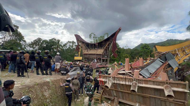 Eksekusi Fisik Tongkonan Ka’pun Dilaksanakan Berdasarkan Putusan PN Makale