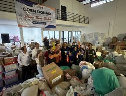 Pemprov Jatim mengirimkan bantuan untuk korban banjir ke Sumatra-Aceh