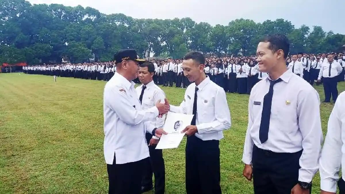 5.415 Tenaga Honorer Pemkab Tulungagung Resmi Jadi PPPK Paruh Waktu, Terima SK Pengangkatan