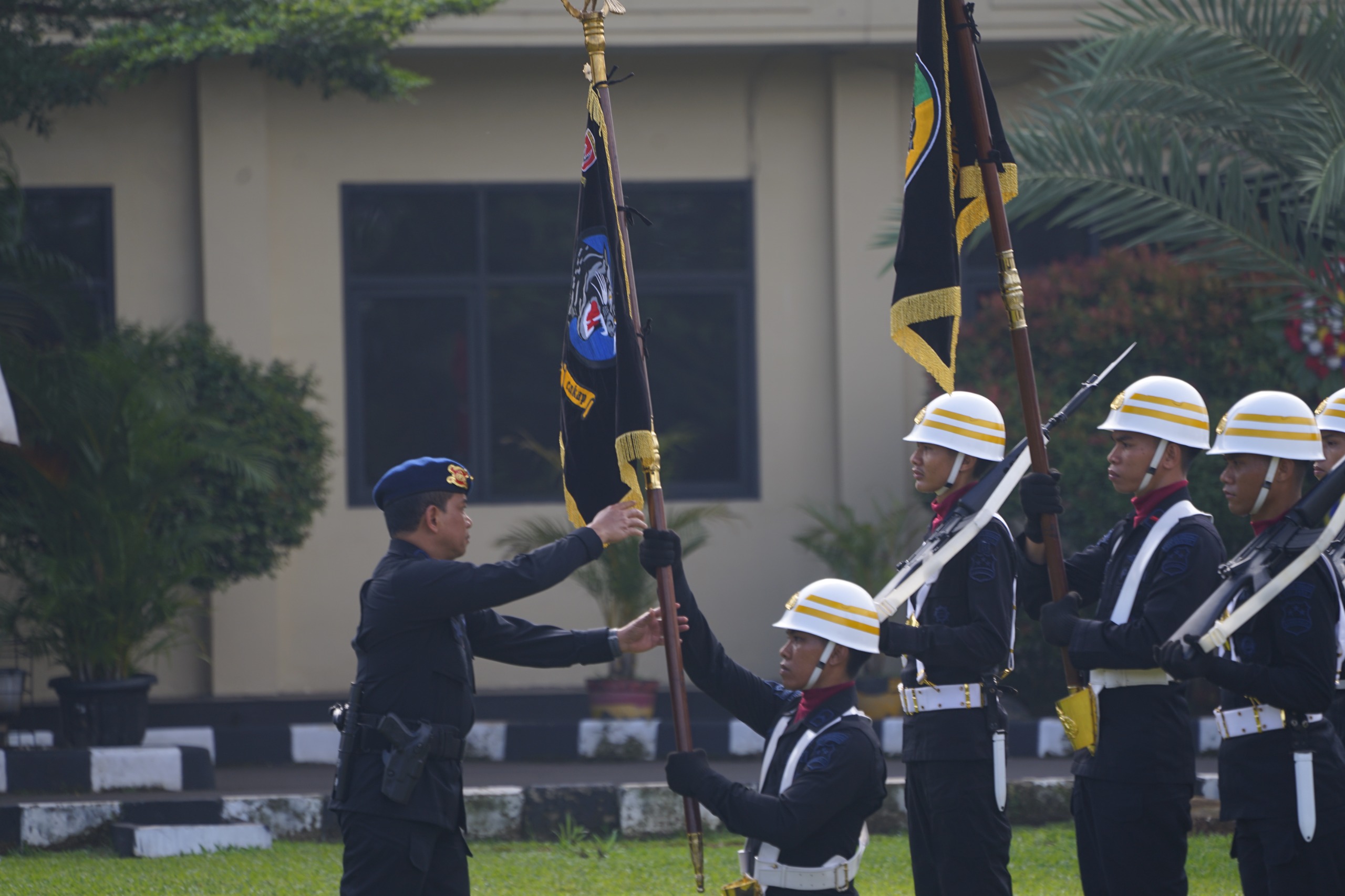 Regenerasi Kepemimpinan, Danpas Gegana Korbrimob Polri Pimpin Sertijab dan Penyerahan Jabatan di Lingkungan Gegana