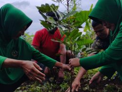 Menanam Masa Depan: Aksi Koramil 08 Pamulang Hijaukan Gerbang Emas