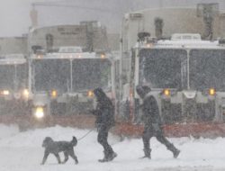 Badai Musim Dingin Terjang AS, 30 Orang Tewas dan Ratusan Ribu Listrik Padam
