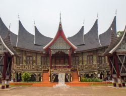 Rumah Gadang Menjadi Simbol Kebudayaan Minangkabau yang Tak Terlupakan