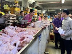 Kunjungi Pasar Badung Bali, Wapres Tinjau Stabilitas Harga dan Transaksi Pembayaran Non Tunai