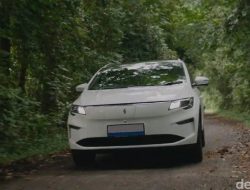 Uji Nyata Aletra L8 di Jalan Sumatera: Nyaman, Stabil, dan Andal untuk Road Trip Jarak Jauh