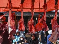 Pidie Jaya Salurkan Bantuan Meugang dari Presiden untuk Korban Banjir