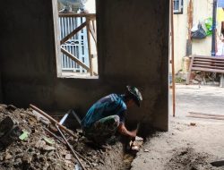 TMMD Ke-127 H+11 Lanjutkan Rehabilitasi Tiga RTLH di Sukamaju