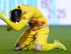 Kiper Timnas Indonesia Emil Audero Cedera Ringan Usai Terkena Flare Saat Laga Cremonese vs Inter Milan