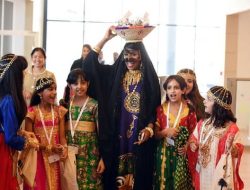 Hag Al Laila, Tradisi Berbagi Manis Menjelang Ramadan di Uni Emirat Arab