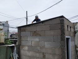 Program Unggulan TNI AD di TMMD Depok, Pembangunan MCK Capai 65 Persen