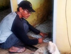 Meski Diguyur Hujan, Satgas TMMD Tetap Kebut Rehab MCK di Sukmajaya