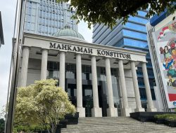 MK Tolak Gugatan Uji Materi KUHP dan UU ITE, Permohonan Roy Suryo Dkk Dinilai Tidak Jelas