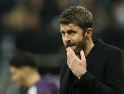 MU Ditahan Imbang Bournemouth, Carrick Tak Khawatir dengan Jeda Panjang