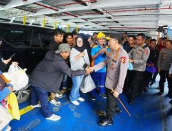 Kapolri Tinjau Arus Balik Lebaran di Bakauheni, Pastikan Perjalanan Pemudik Aman dan Lancar