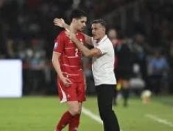 Dinamika Tanpa Henti di Pinggir Lapangan: Filosofi Aktif John Herdman dalam Mengawal Permainan Timnas Indonesia