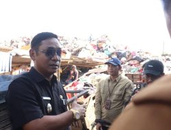 Respon Cepat Aduan Warga, Plt Bupati Bekasi Tutup TPS Ilegal di Tambun Utara