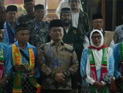 360 Jemaah Haji Kloter 1 Asal Kabupaten Tegal Diberangkatkan ke Donohudan
