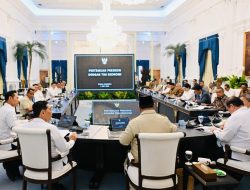 Jaga Kepercayaan Investor, Presiden Prabowo Bahas Stabilitas Pasar Keuangan
