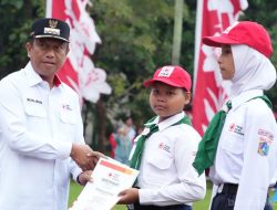6.000 Anggota PMR Jaktim Dilantik