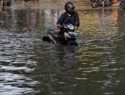 Banjir di Jakarta Meluas, 55 RT dan 3 Ruas Jalan Terendam