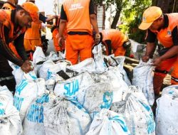 Warga Jakarta Wajib Pilah Sampah dalam 4 Kategori, Ini Aturannya