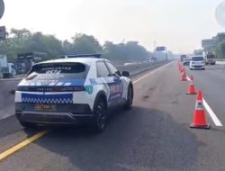 Kepadatan Arus Libur Panjang, Contraflow Diberlakukan di Tol Jakarta-Cikampek