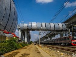 Warga DKI Jakarta Tak Sabar Menanti Operasional Stasiun KRL JIS