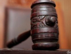 Terima Suap, Eks Hakim PN Cilacap Diberhentikan dengan Hak Pensiun