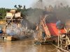 Respons Keluhan Emak-Emak, Polisi Musnahkan 5 Rakit PETI di Sungai Kuantan