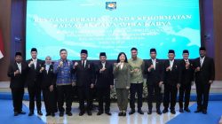 Tujuh Kepala Daerah Terima Satyalancana Wira Karya atas Inovasi di Sektor Kelautan dan Perikanan