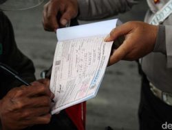 Tilang Manual Kembali Diberlakukan dalam Operasi Patuh Jaya 2026, Warga Diminta Laporkan Oknum Nakal