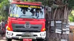 Mobil Damkar Tertimpa Beton Kantor Dinas LH Jakarta Timur Saat Kerja Bakti, Tidak Ada Korban Jiwa