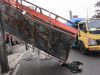 Bak Truk Tersangkut Kabel Listrik, Lalu Lintas Ciputat Macet