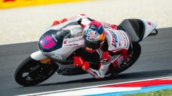 Insiden di Sirkuit Assen Tak Patahkan Semangat Veda Ega Pratama
