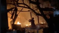 Bengkel Motor di Gunung Sindur Bogor Kebakaran, Damkar Turun Tangan