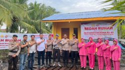 Hari Bhayangkara ke-80, Polres Indragiri Hilir Bedah Rumah dan Bangun Sumur Bor untuk Warga