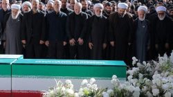 Tiga Putra Ayatollah Ali Khamenei Hadiri Pemakaman, Mojtaba Tidak Tampak