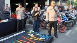 Polisi Tangkap Dua Pembobol Toko Sepatu di Bekasi, Terlibat Pencurian di Dua Minimarket