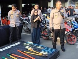 Polisi Tangkap Dua Pembobol Toko Sepatu di Bekasi, Terlibat Pencurian di Dua Minimarket