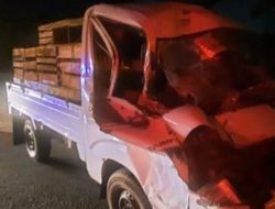 Pengemudi Pikap Terluka Usai Tabrak Truk Kontainer di Tol Jagorawi Diduga Akibat Microsleep