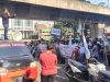Kantor Hotman Paris di Kelapa Gading Didemo Massa, Polisi Kerahkan Pengamanan